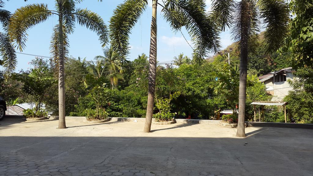 Centro Bajo Hotel & Resto Labuan Bajo Zewnętrze zdjęcie